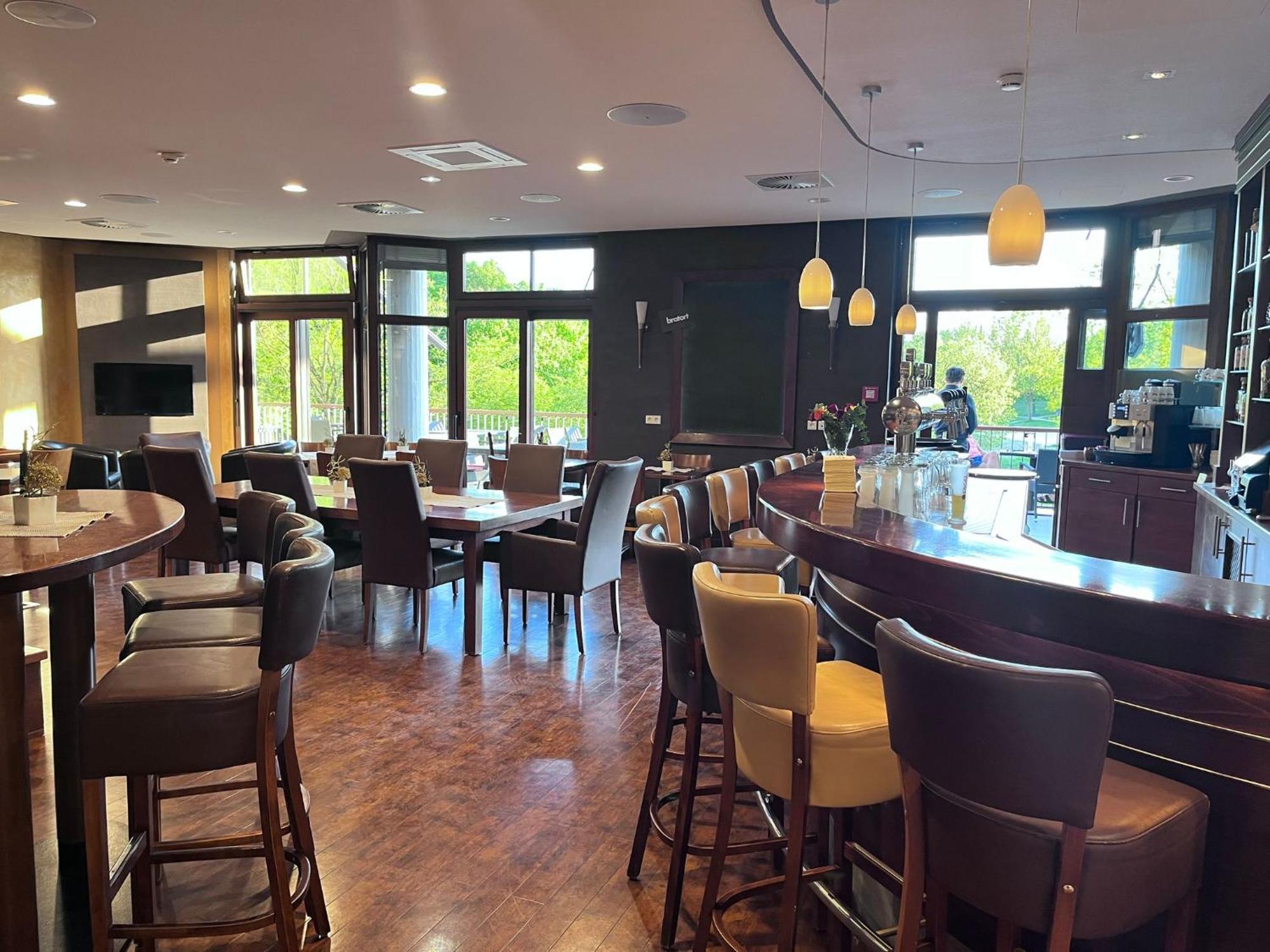 Flair Park Hotel Ilshofen Buitenkant foto